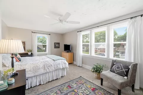 Bedroom - 1639 Sutton Ave, Cincinnati, OH 45230 photo 1 of 5