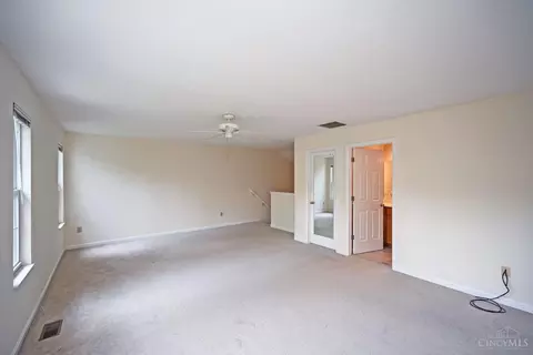 Bedroom - 1109 Wittshire Ln, Cincinnati, OH 45255 photo 5 of 5