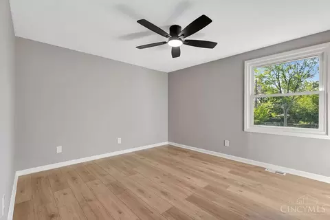 Bedroom - 1341 Longacre Dr, Forest Park, OH 45240 photo 1 of 4