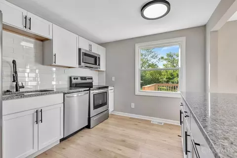 Kitchen - 1341 Longacre Dr, Forest Park, OH 45240 photo 2 of 3