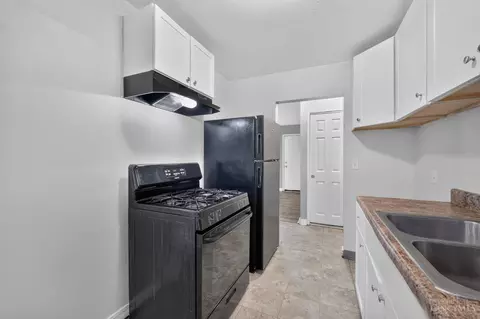 8760 Grenada Dr, Cincinnati, OH 45231 photo 12