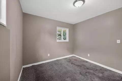 8760 Grenada Dr, Cincinnati, OH 45231 photo 23