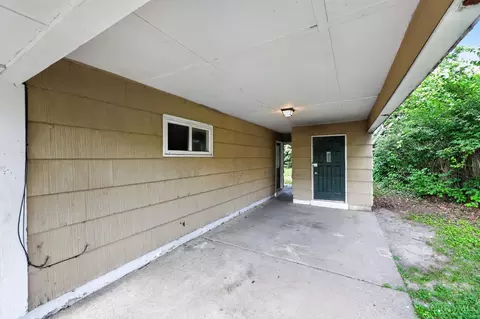 8760 Grenada Dr, Cincinnati, OH 45231 photo 5