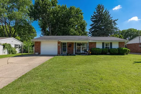487 4th St, Franklin, OH 45005