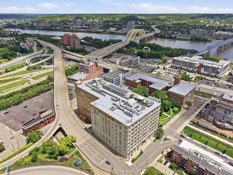 View/Area - 400 Pike St, Cincinnati, OH 45202 photo 8 of 14