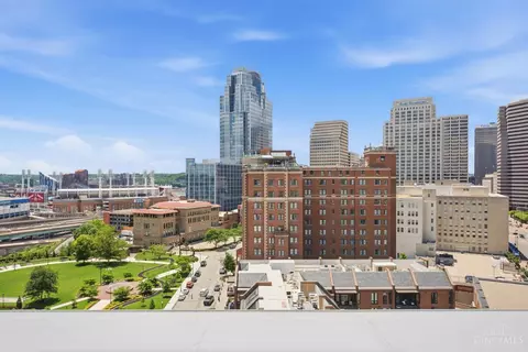 View/Area - 400 Pike St, Cincinnati, OH 45202 photo 5 of 14