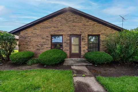 6385 Joseph Pl, Centerville, OH 45459