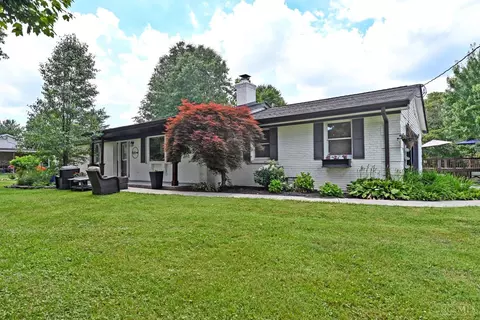 1113 Courtland Dr, Batavia, OH 45103
