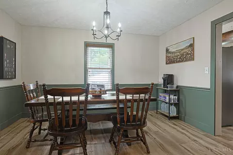 Dining - 100 Elbern Ave, Harrison, OH 45030 photo 1 of 3