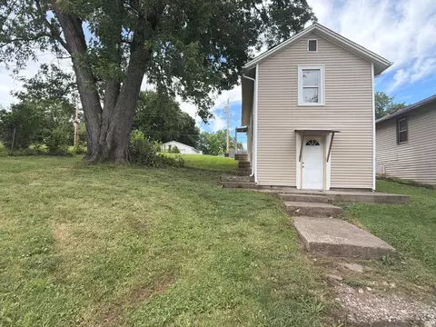 Exterior - 1829 Parrish Ave, Hamilton, OH 45011 photo 3 of 4