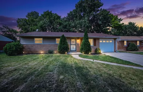 2468 Fulbourne Dr, Cincinnati, OH 45231