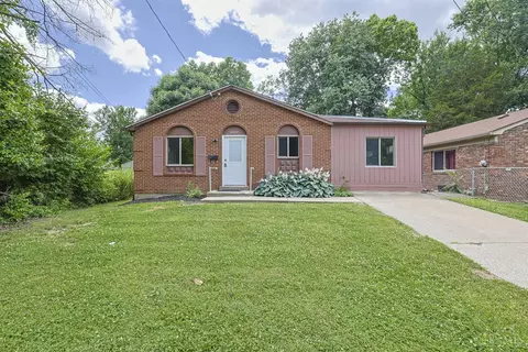 6227 Leroy Pl, Cincinnati, OH 45230