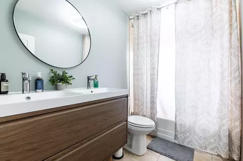 Bath - 3662 Herbert Ave, Cheviot, OH 45211 photo 2 of 3