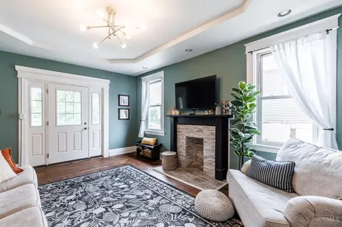 Entry Way - 3662 Herbert Ave, Cheviot, OH 45211 photo 1 of 3