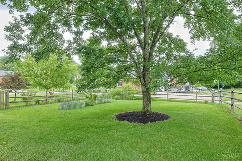 Exterior - 11539 Applejack Ct, Cincinnati, OH 45249 photo 10 of 11