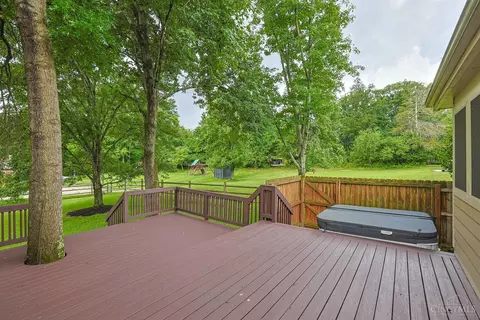 Exterior - 11539 Applejack Ct, Cincinnati, OH 45249 photo 8 of 11