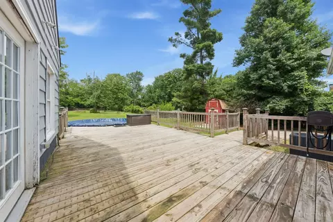 Exterior - 4077 Mclean Dr, Cincinnati, OH 45255 photo 10 of 13
