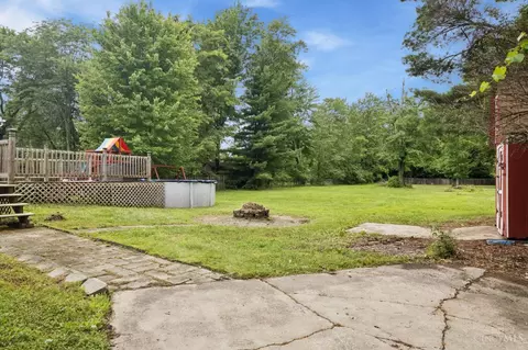 Exterior - 4077 Mclean Dr, Cincinnati, OH 45255 photo 9 of 13