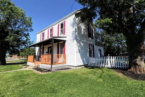 Exterior - 509 Cherry St, Blanchester, OH 45107 photo 5 of 14
