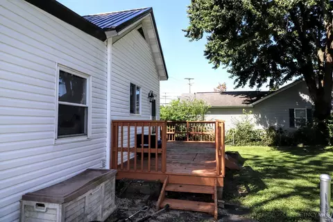 Exterior - 509 Cherry St, Blanchester, OH 45107 photo 8 of 14