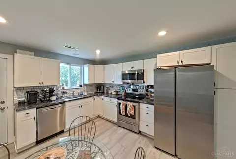 Kitchen - 509 Cherry St, Blanchester, OH 45107 photo 3 of 6