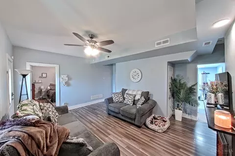Living - 509 Cherry St, Blanchester, OH 45107 photo 2 of 3