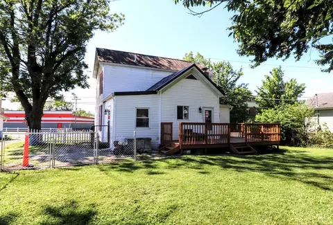 Exterior - 509 Cherry St, Blanchester, OH 45107 photo 14 of 14