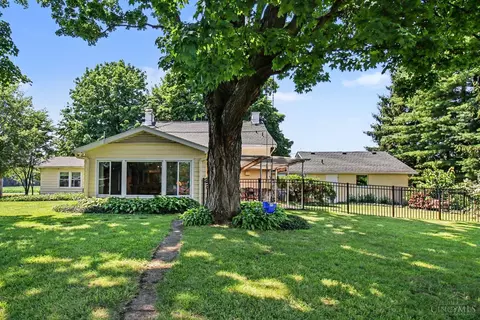 Exterior - 1862 Fosters Maineville Rd, Morrow, OH 45152 photo 2 of 11