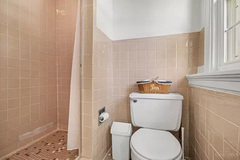 Bath - 1862 Fosters Maineville Rd, Morrow, OH 45152 photo 5 of 6