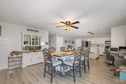 Dining - 781 High St, Mount Orab, OH 45154 photo 1 of 2