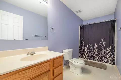 Bath - 781 High St, Mount Orab, OH 45154 photo 2 of 2