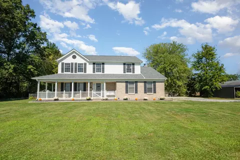 Exterior - 781 High St, Mount Orab, OH 45154 photo 7 of 10