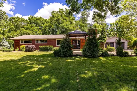 1001 Cedar Dr, Oxford, OH 45056