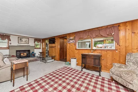 Living - 321 Pleasant Ave, Mount Orab, OH 45154 photo 3 of 3