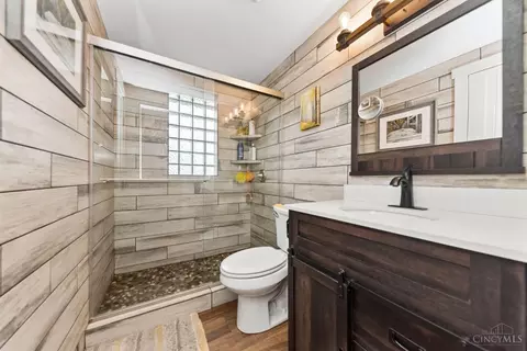 Bath - 321 Pleasant Ave, Mount Orab, OH 45154 photo 1 of 1