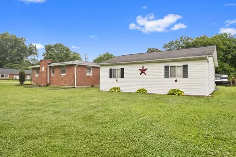 Exterior - 321 Pleasant Ave, Mount Orab, OH 45154 photo 9 of 9