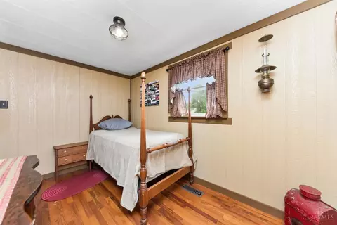 Bedroom - 321 Pleasant Ave, Mount Orab, OH 45154 photo 4 of 7