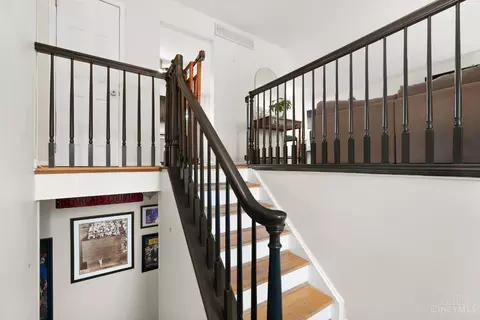 Entry Way - 1613 Clemson Cir, Cincinnati, OH 45255 photo 1 of 1