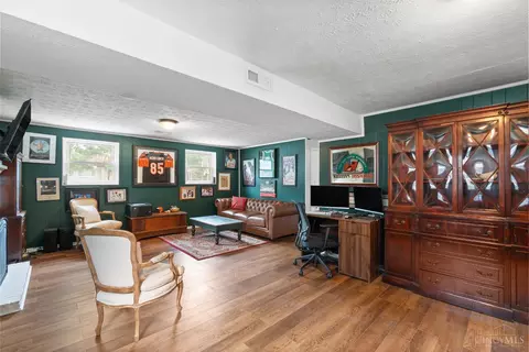 Other - 1613 Clemson Cir, Cincinnati, OH 45255 photo 5 of 10