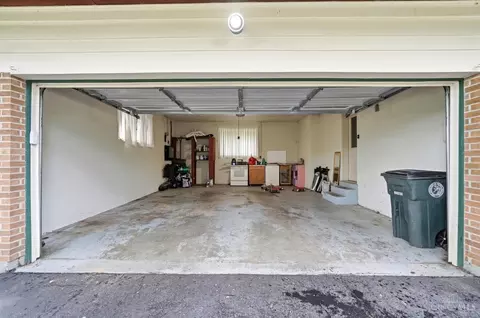 8150 Hopewell Rd, Montgomery, OH 45242