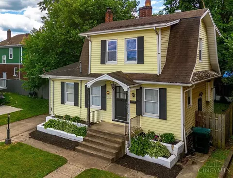 2775 Robertson Ave, Cincinnati, OH 45209