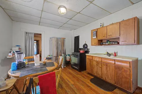 Kitchen - 1246 Quebec Rd, Cincinnati, OH 45205 photo 2 of 6