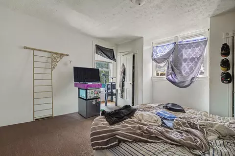 Bedroom - 1246 Quebec Rd, Cincinnati, OH 45205 photo 4 of 4