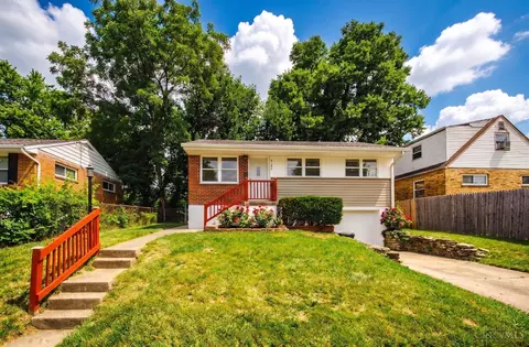 4306 Sunburst Ln, Cincinnati, OH 45238
