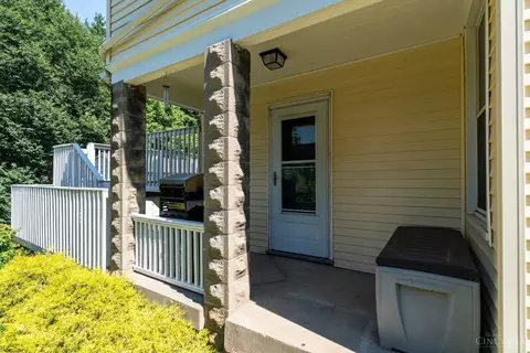 Exterior - 3427 Stathem Ave, Cincinnati, OH 45211 photo 4 of 14