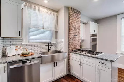 Kitchen - 3427 Stathem Ave, Cincinnati, OH 45211 photo 2 of 5