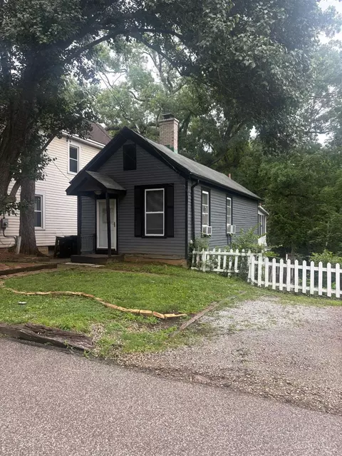 558 Missouri Ave, Cincinnati, OH 45226