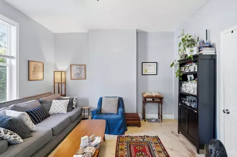 Living - 4228 Dane Ave, Cincinnati, OH 45223 photo 2 of 5