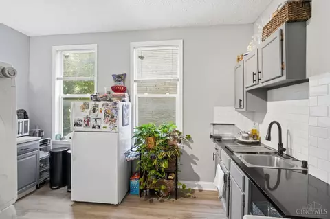 Kitchen - 4228 Dane Ave, Cincinnati, OH 45223 photo 1 of 5