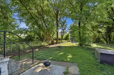 Exterior - 4228 Dane Ave, Cincinnati, OH 45223 photo 6 of 15